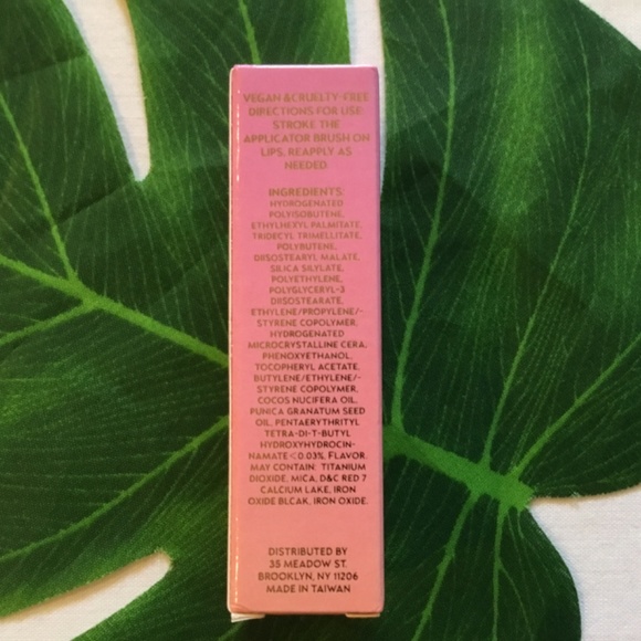 TANAÏS Sunset to the Stars Lip Oil Plumeria Petals - Picture 4 of 4